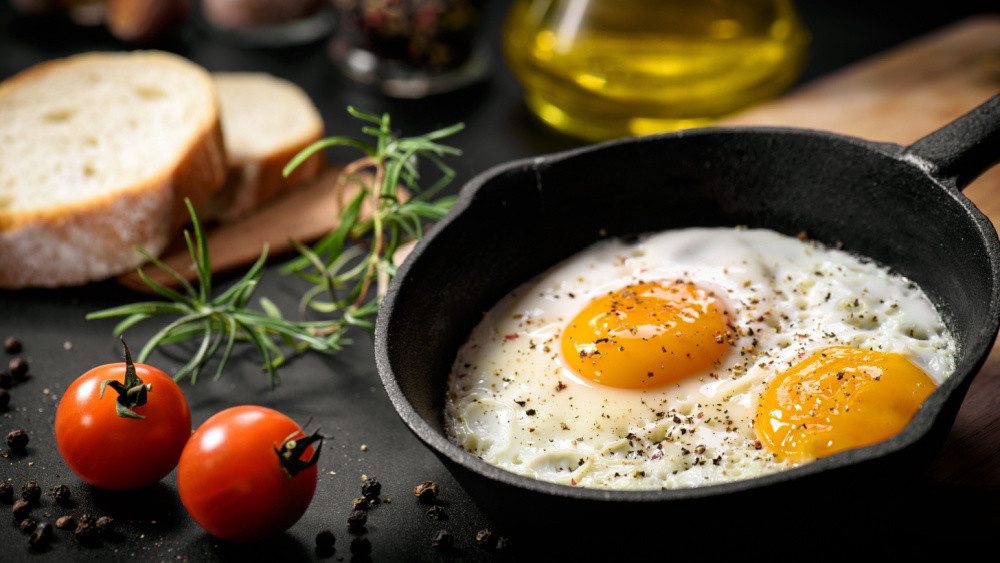 愛吃雞蛋膽固醇會飆高？ 研究打臉：每天食用心臟病風險反而下降
