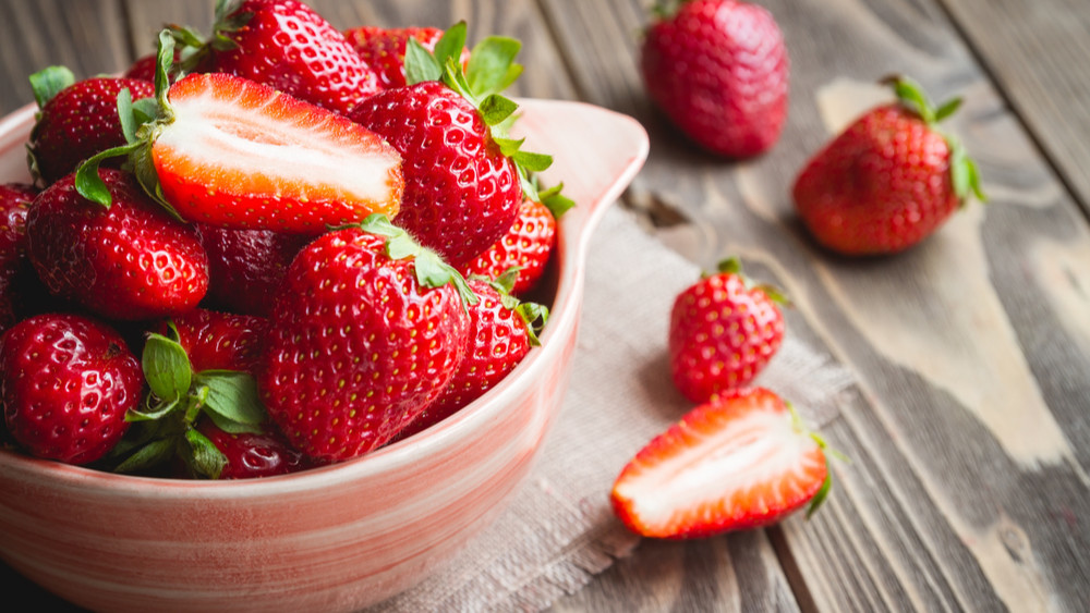 草莓一顆就含6種營養素！  營養師授清洗原則：4步驟不怕農藥殘留